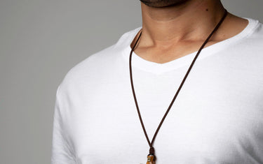 The Deep Meaning Behind Religious Jewelry: A Guide to Personal Faith Expression