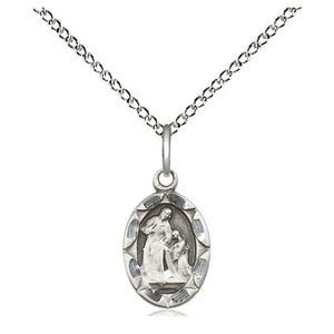 Collar de plata de ley con medalla pequeña de Santa Ana, patrona | 1,27 cm x 0,63 cm | Cadena de 45,72 cm | Fabricado en EE. UU. por Bliss